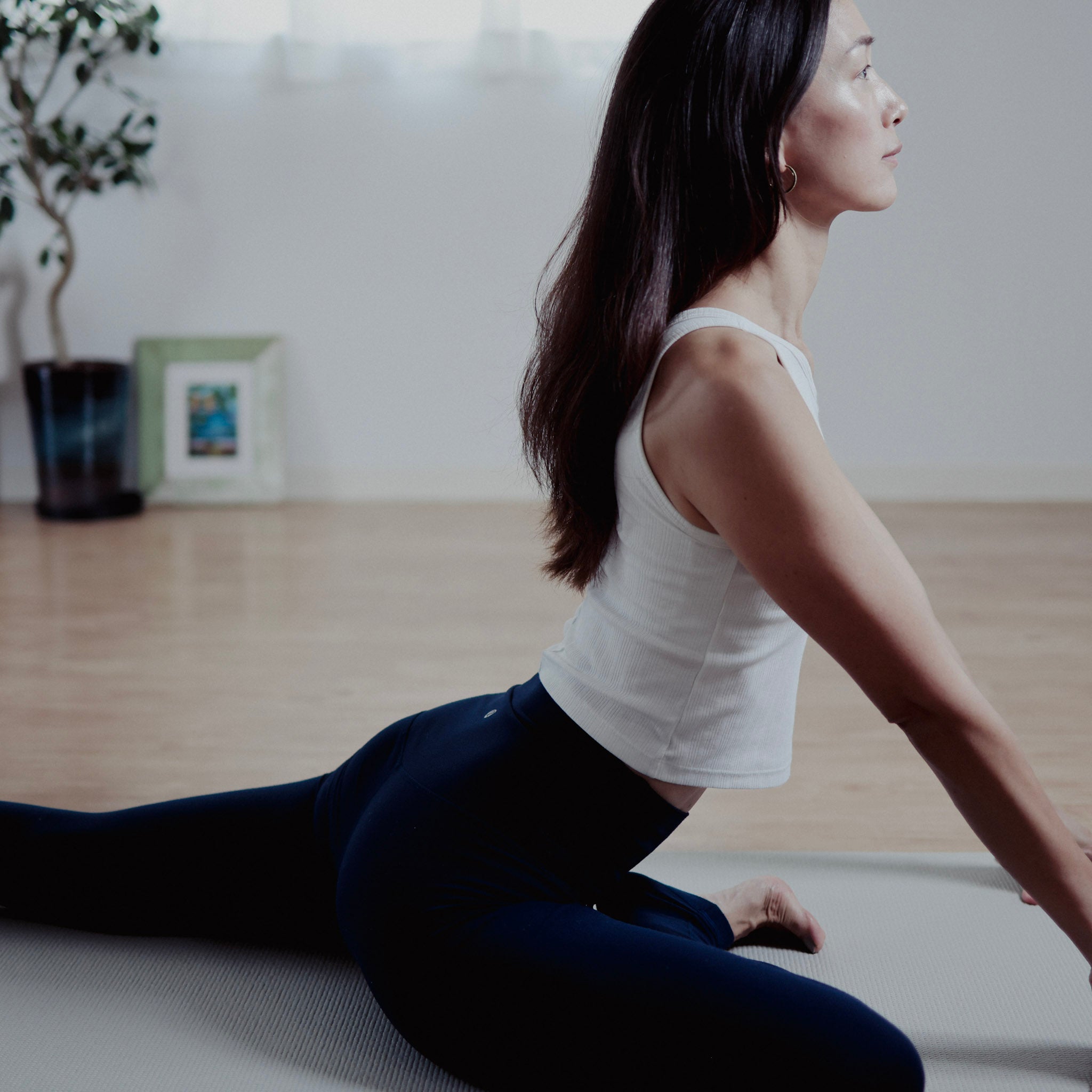 寝る前に女性にやって欲しいおすすめヨガポーズ